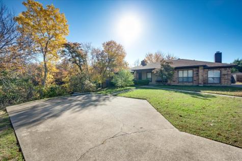 2612 Shady Turf Court Bedford TX 76022