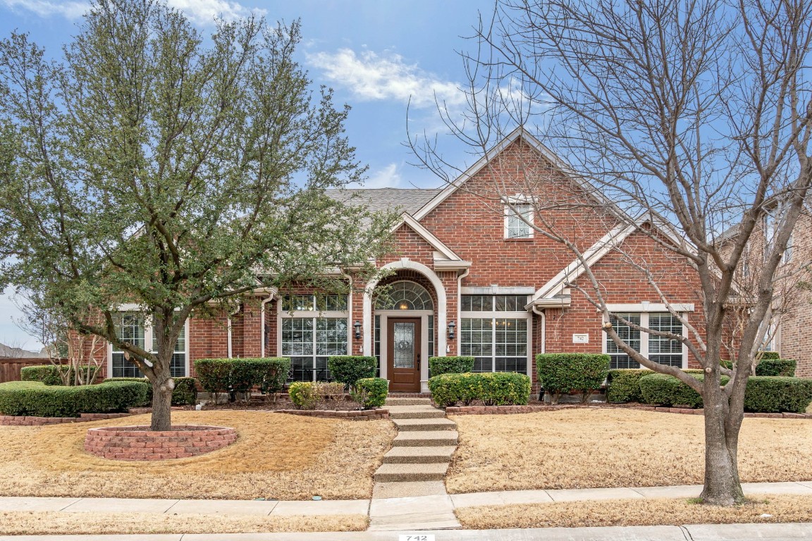742 York Court Lewisville TX 75056