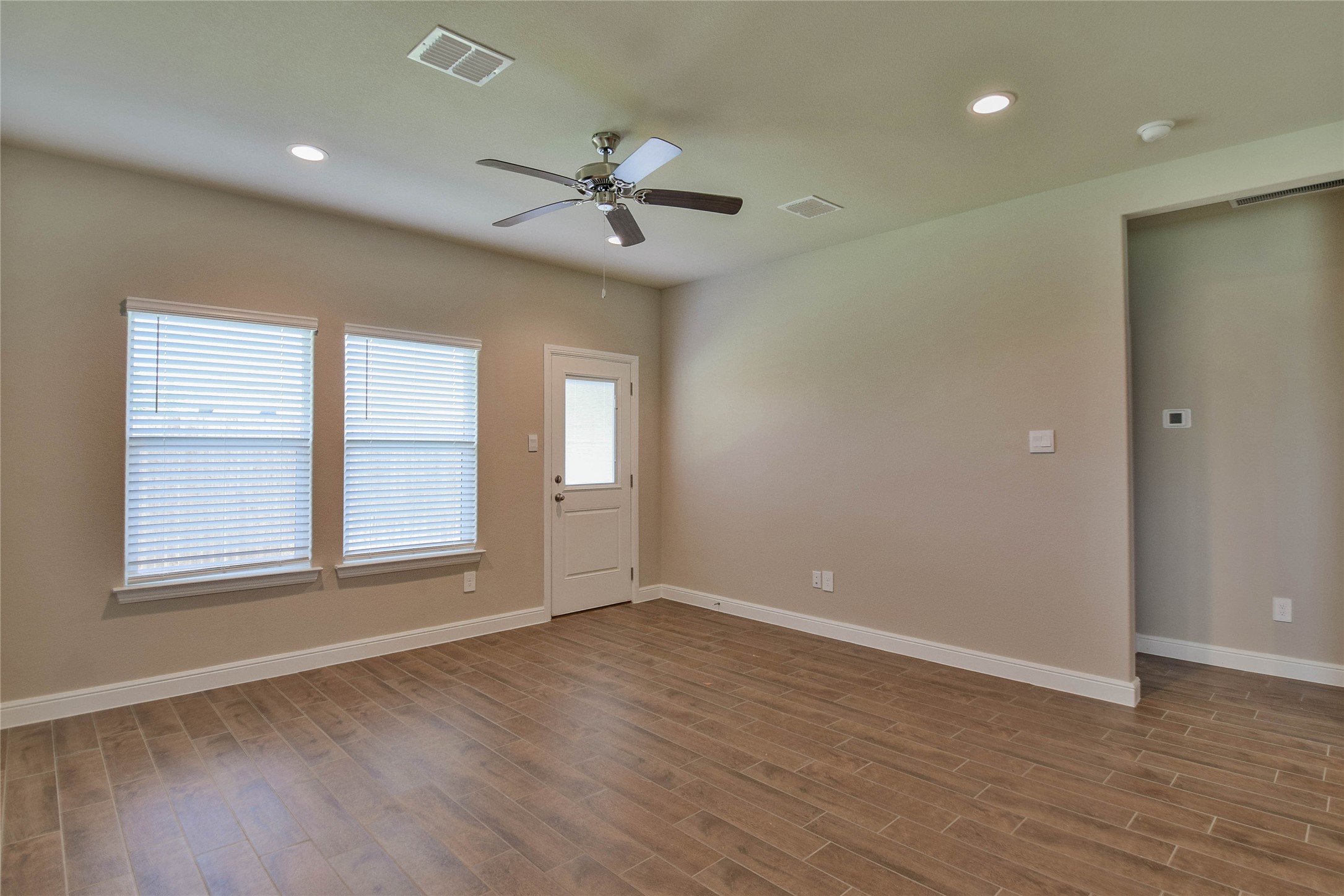 676 Capstone Circle Granbury TX 76048