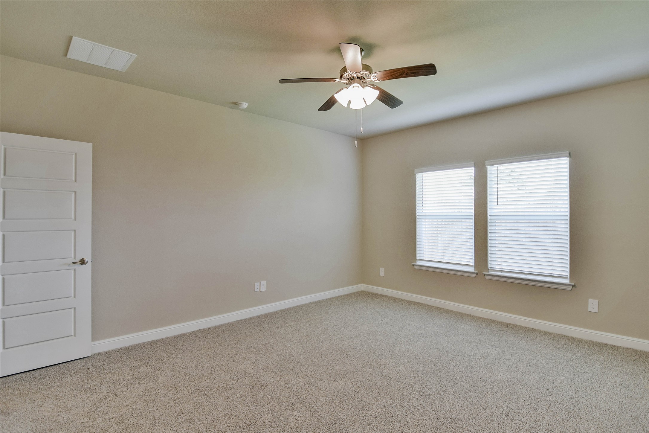 676 Capstone Circle Granbury TX 76048