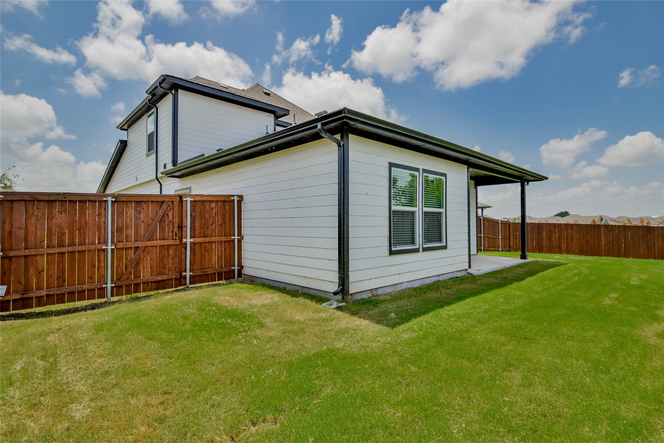 676 Capstone Circle Granbury TX 76048