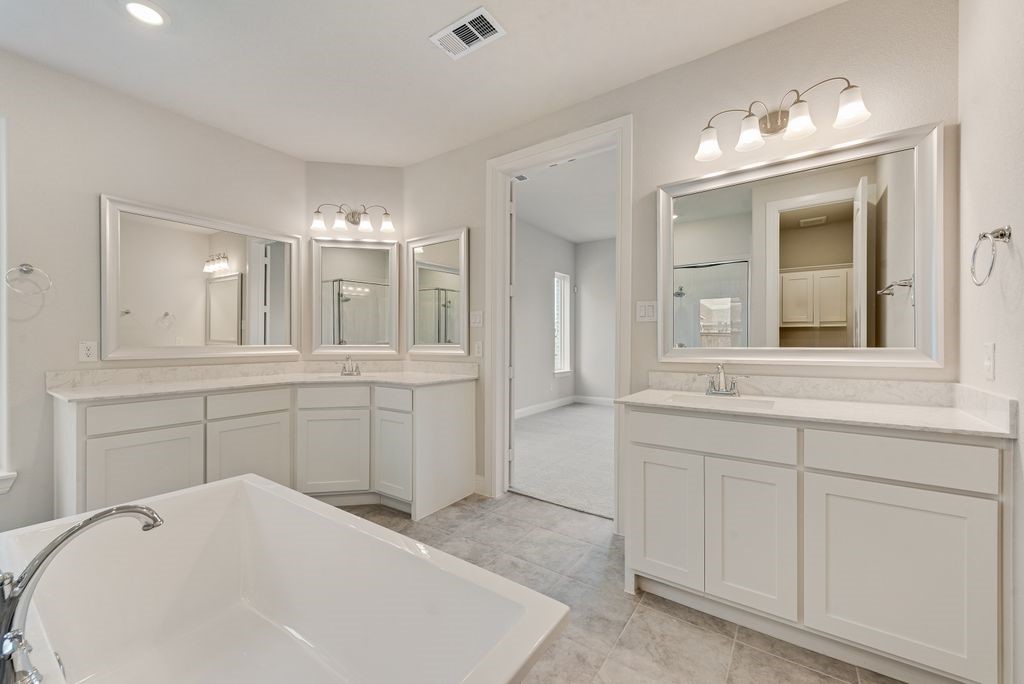 1706 Cedar Bluff Parkway Mansfield TX 76063