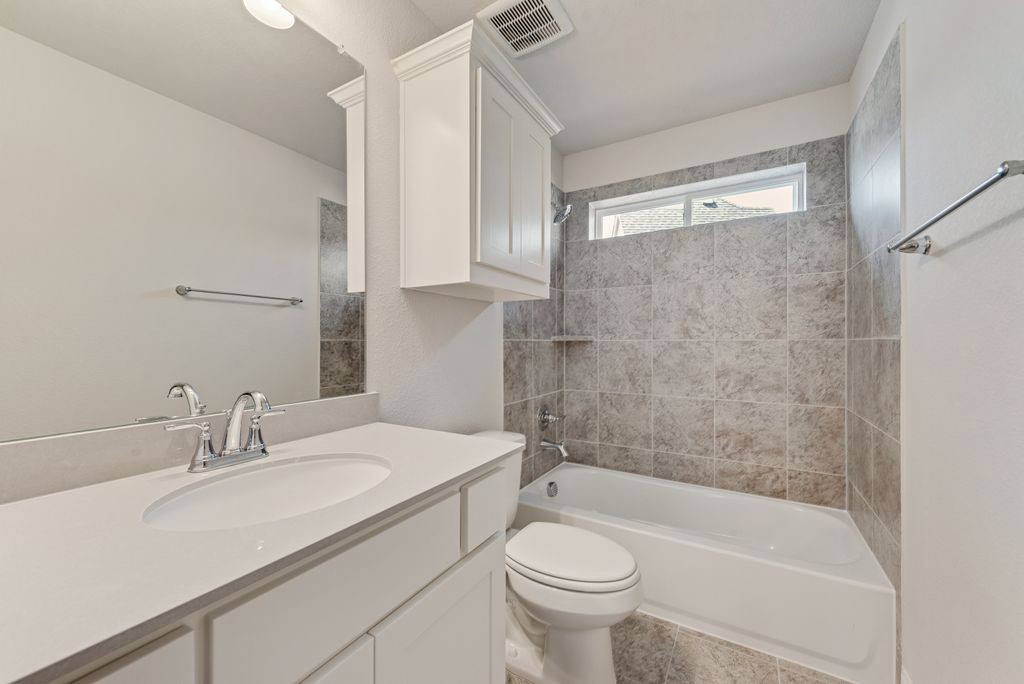 1706 Cedar Bluff Parkway Mansfield TX 76063
