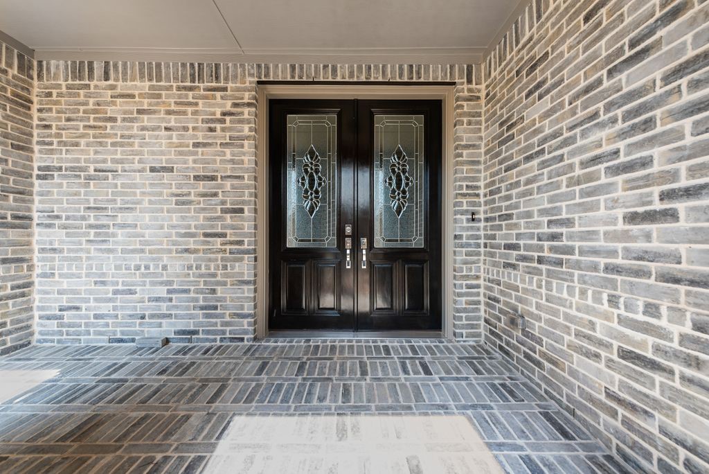 1706 Cedar Bluff Parkway Mansfield TX 76063