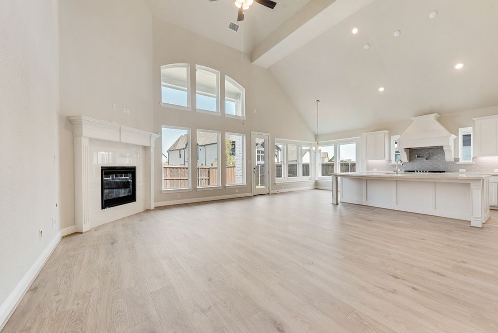 1706 Cedar Bluff Parkway Mansfield TX 76063