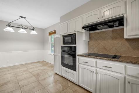 9730 Timberview Drive Woodway TX 76712
