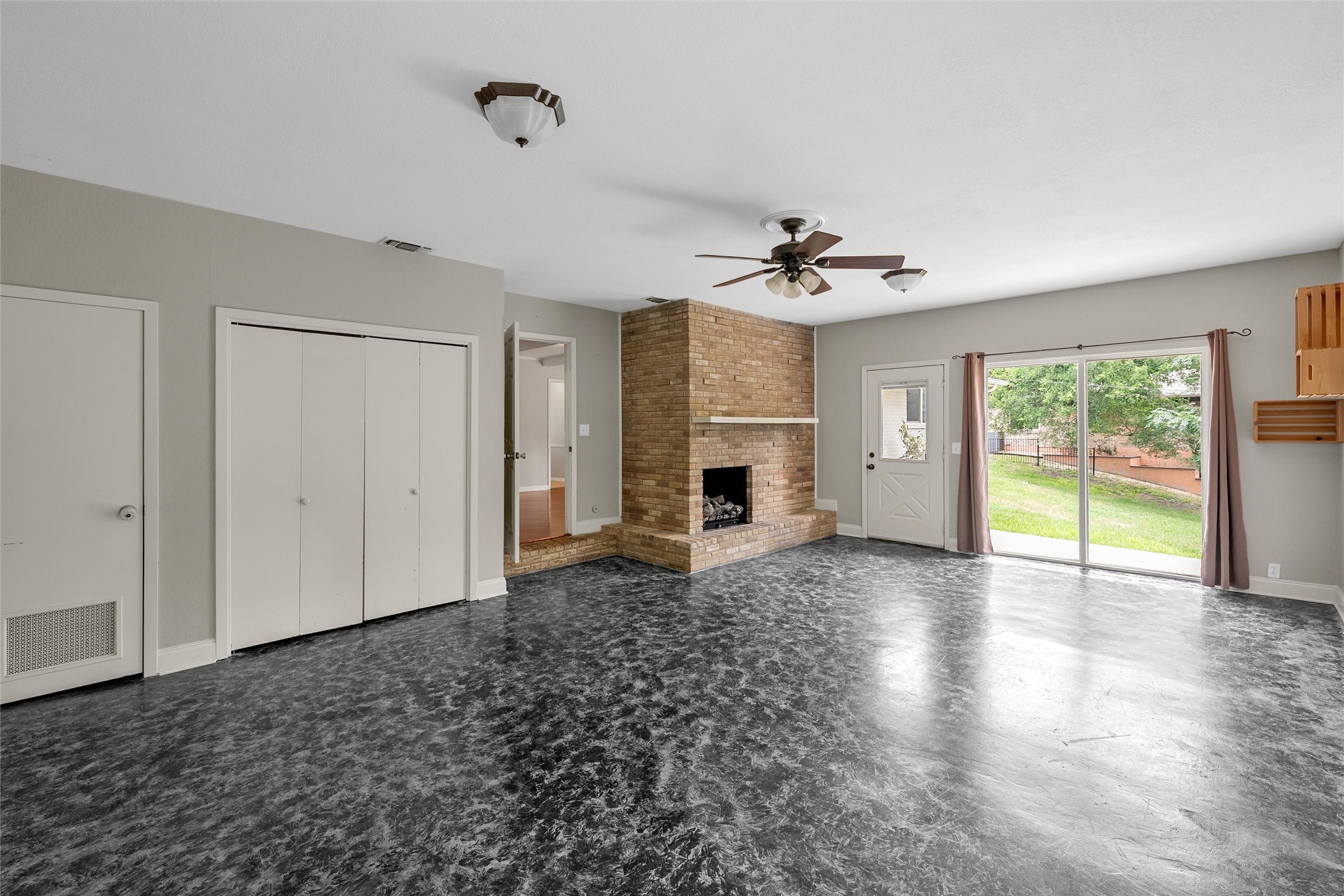 9730 Timberview Drive Woodway TX 76712