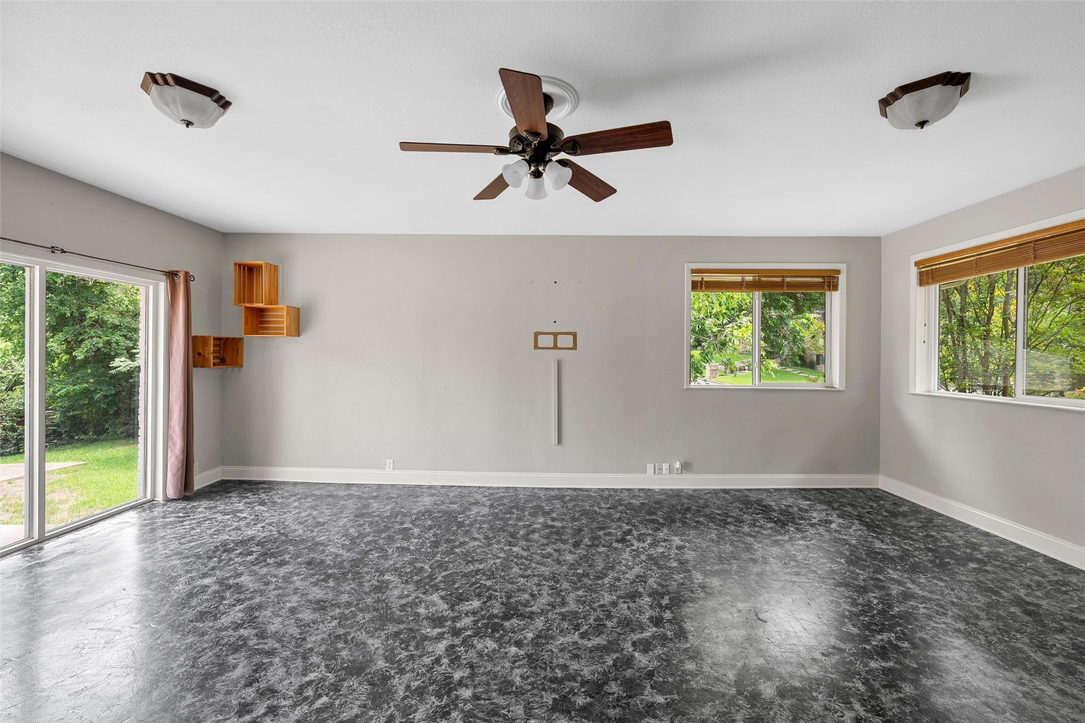 9730 Timberview Drive Woodway TX 76712
