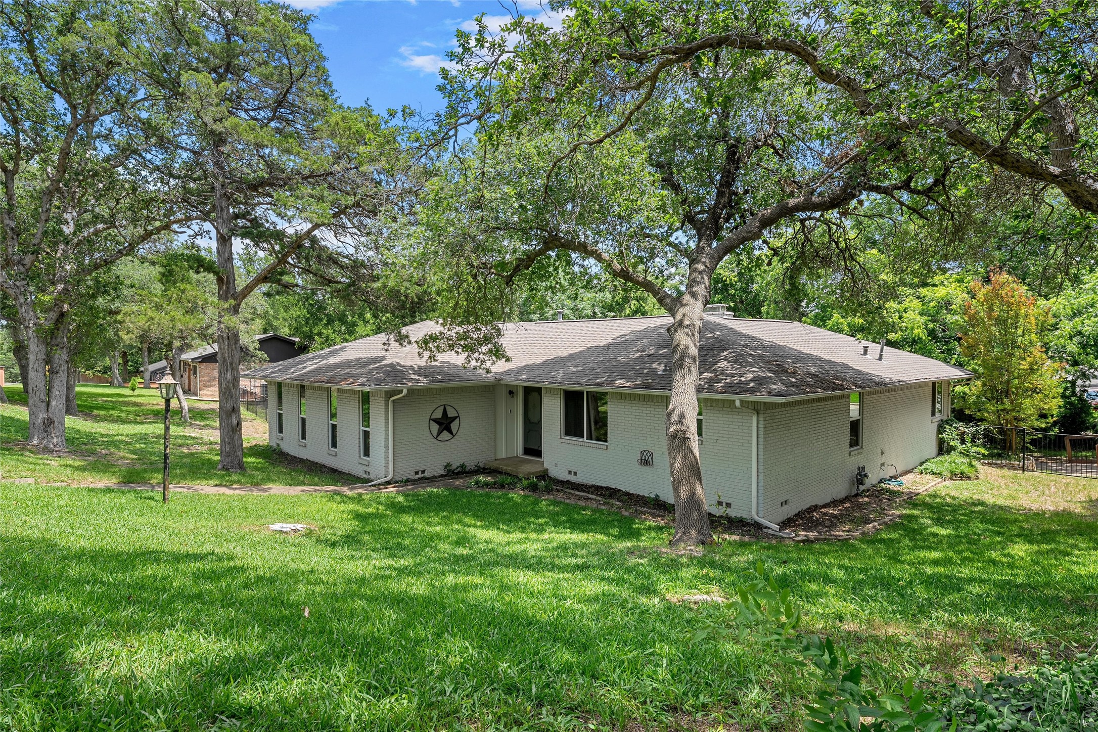 9730 Timberview Drive Woodway TX 76712