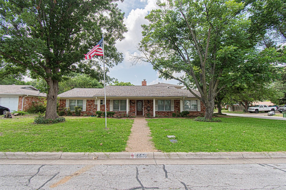 6900 Corona Drive North Richland Hills TX 76180