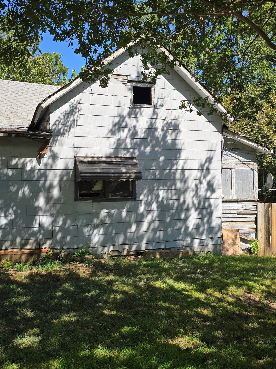 330 W Texas Street Denison TX 75020
