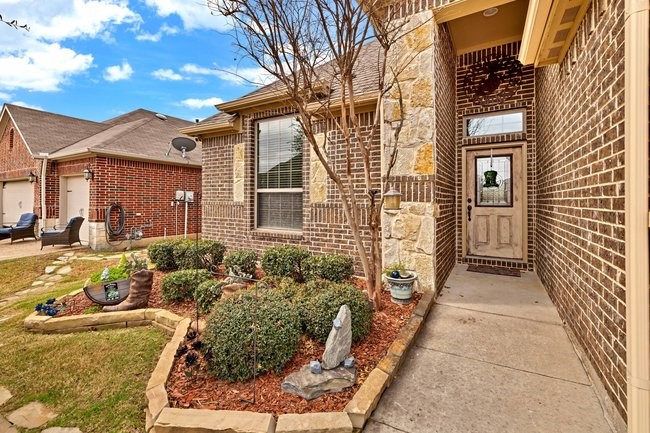 905 Cloudlock Drive Saginaw TX 76179