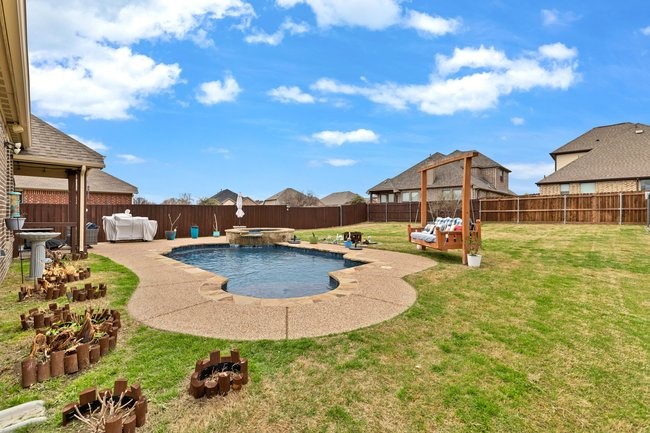905 Cloudlock Drive Saginaw TX 76179