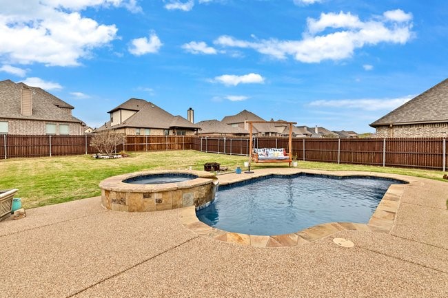 905 Cloudlock Drive Saginaw TX 76179