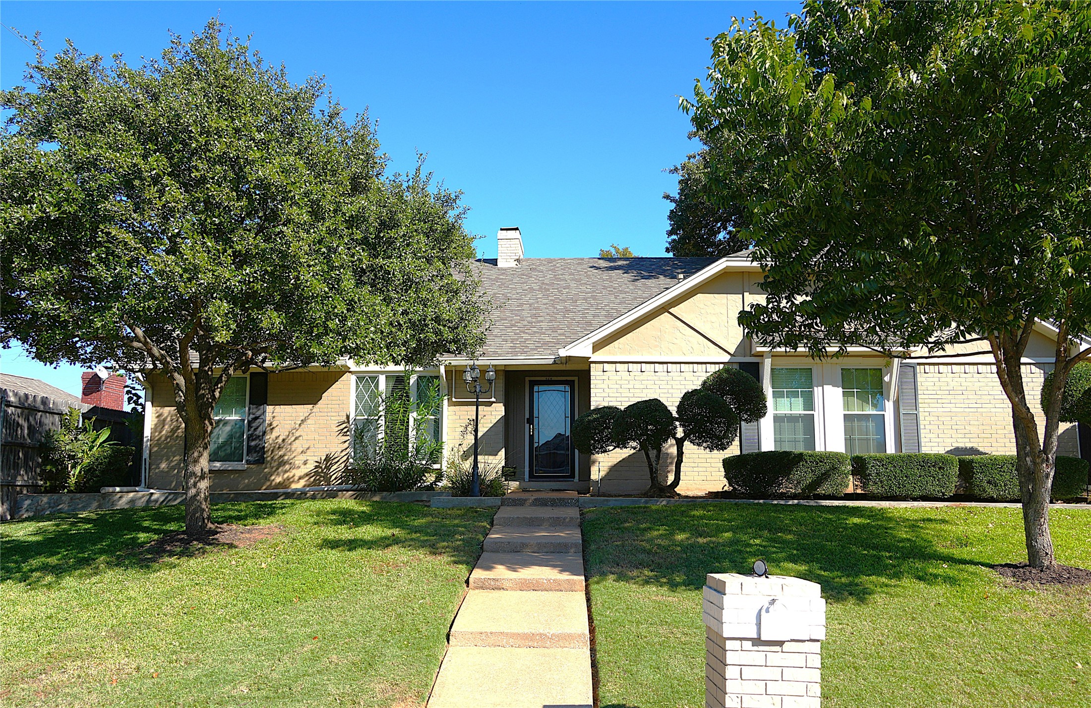 5603 Paddockview Drive Arlington TX 76017