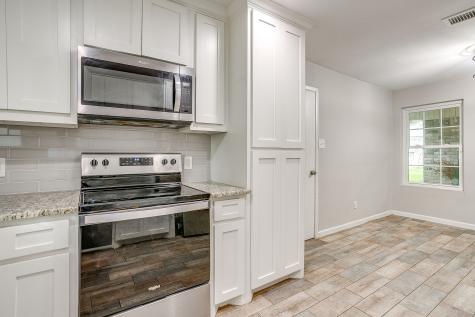 700 NW Barbara Lane Burleson TX 76028