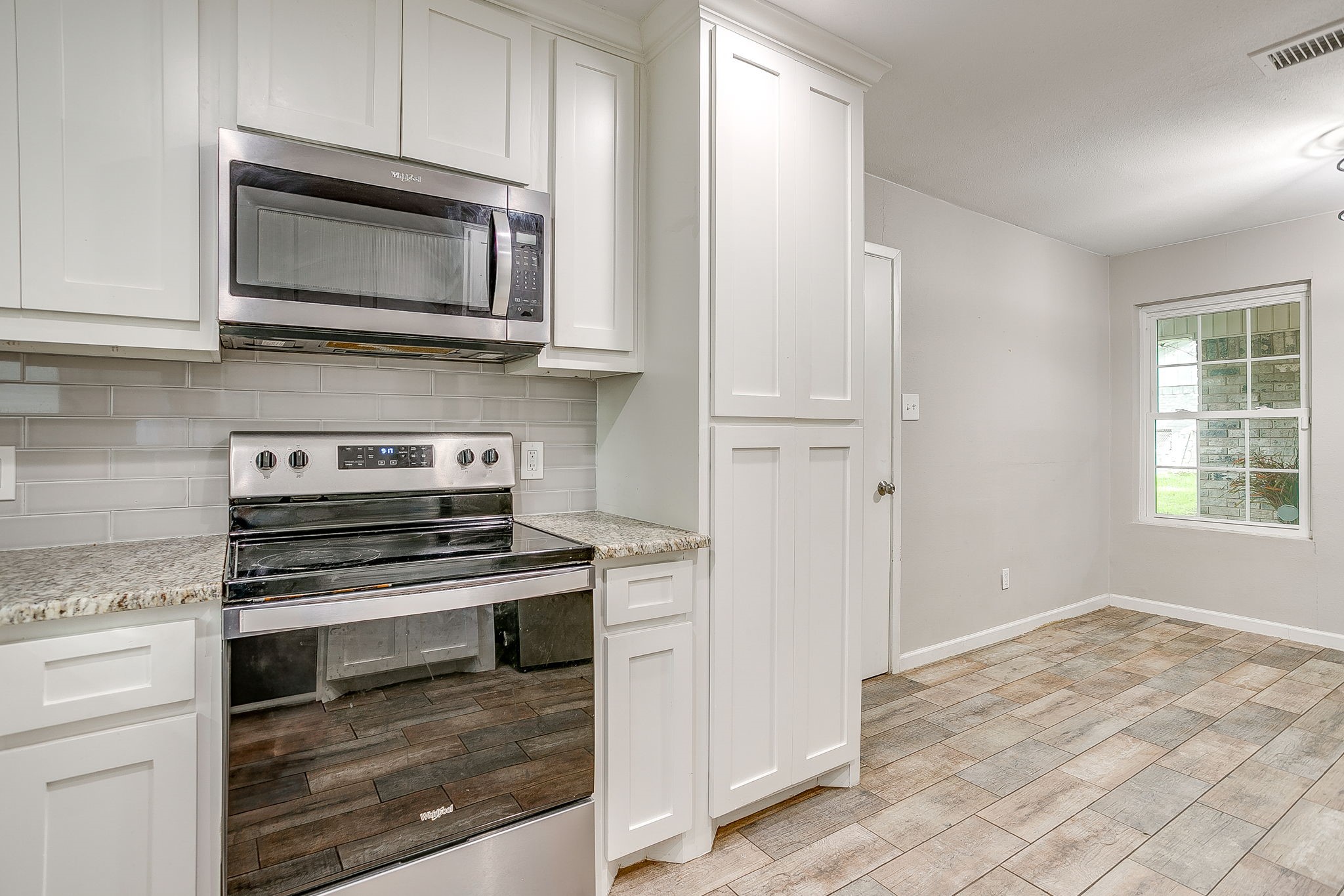 700 NW Barbara Lane Burleson TX 76028