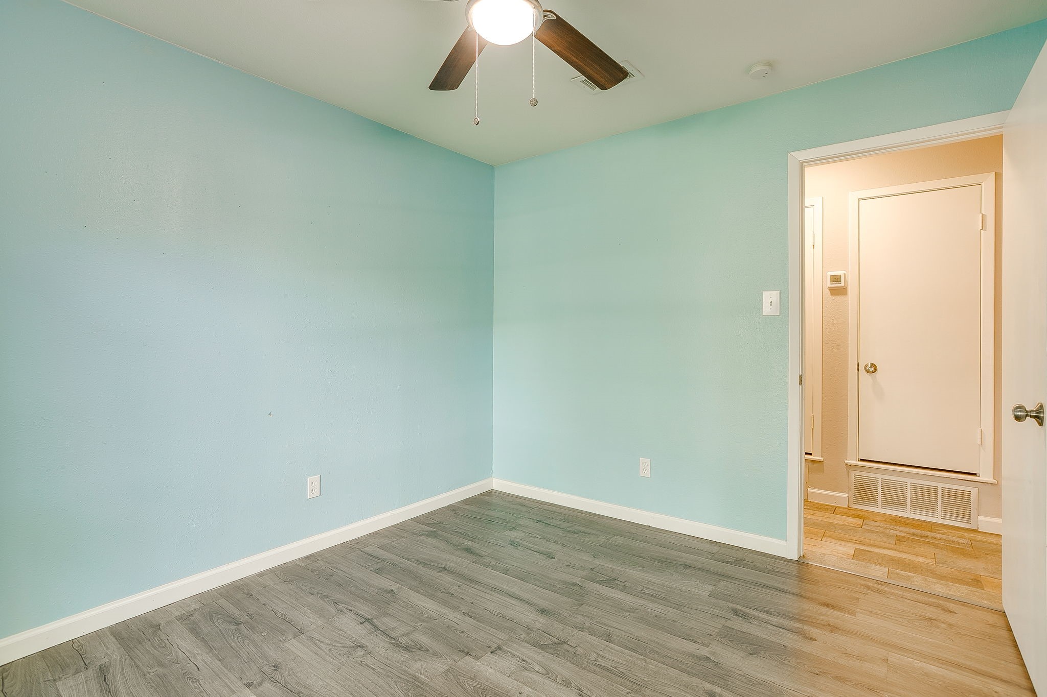 700 NW Barbara Lane Burleson TX 76028