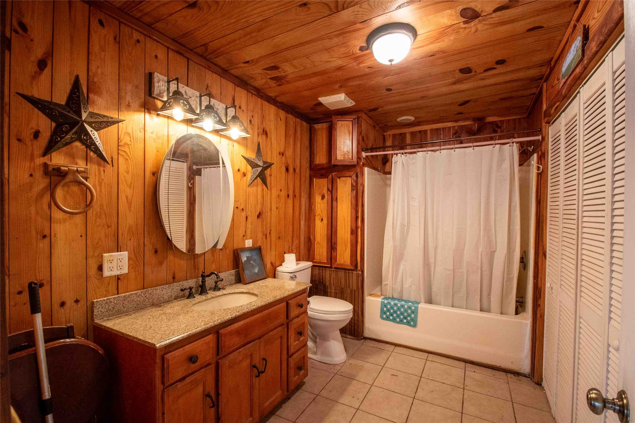 3389 Pvt Road 8517 Van TX 75790