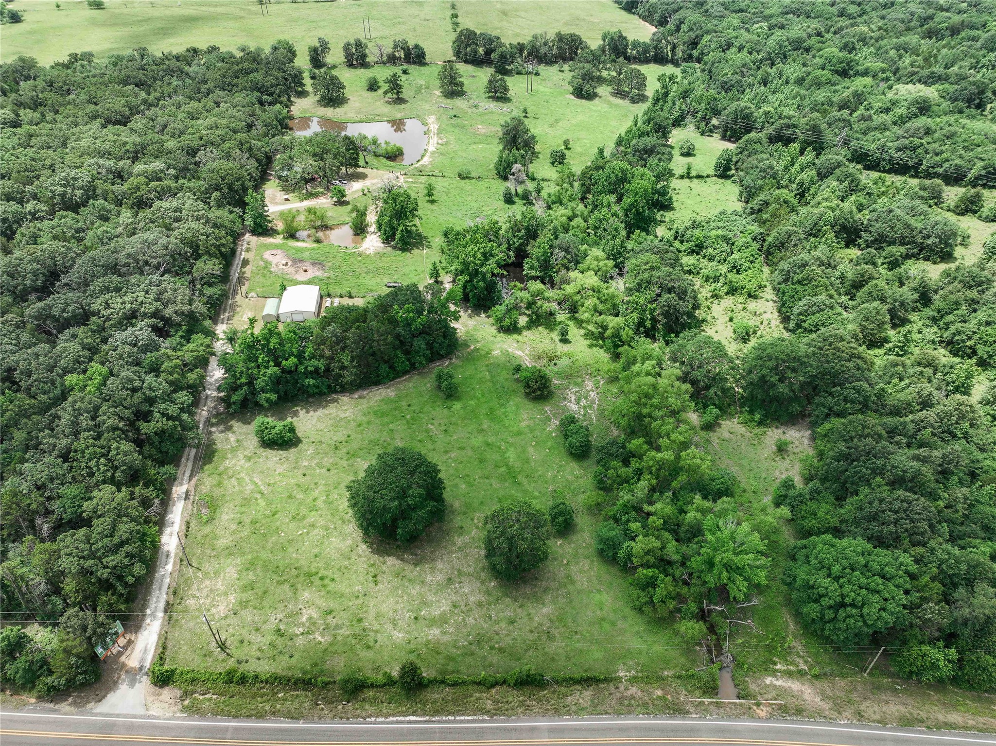 3389 Pvt Road 8517 Van TX 75790