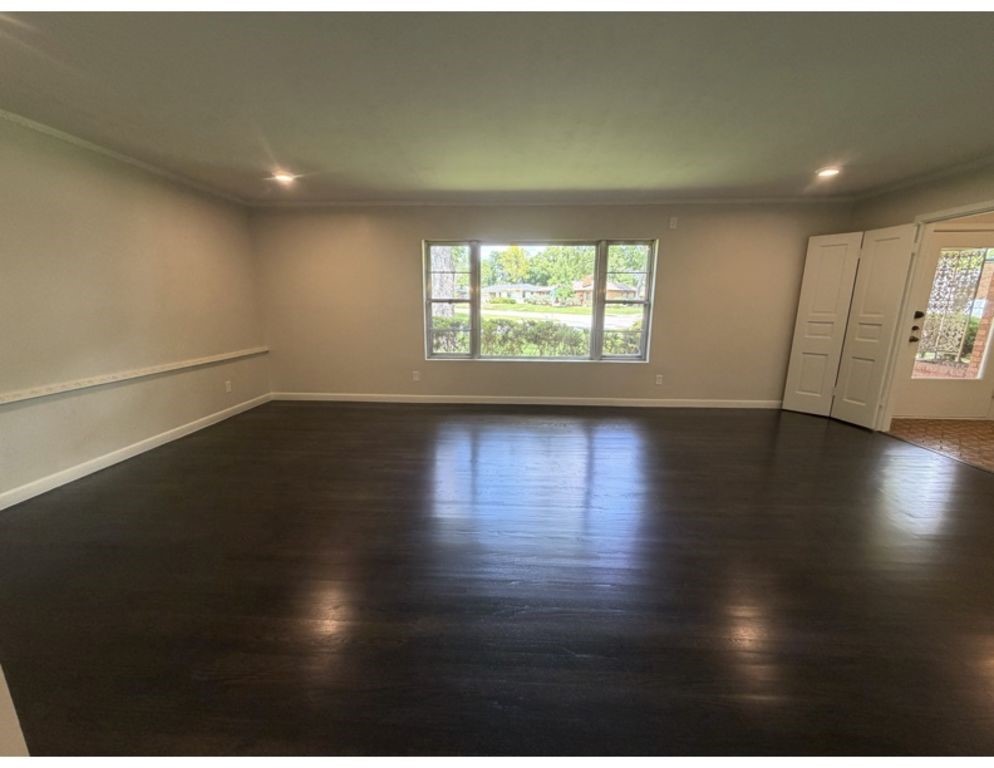 1825 Arrow Lane Garland TX 75042