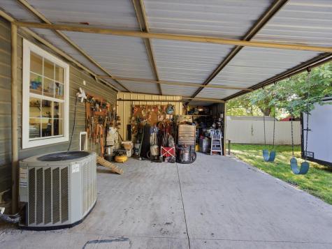 1512 Vine Street Bridgeport TX 76426