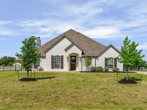 1515 Horseshoe Court Justin TX 76247