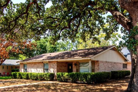 2601 Marta Drive Irving TX 75060