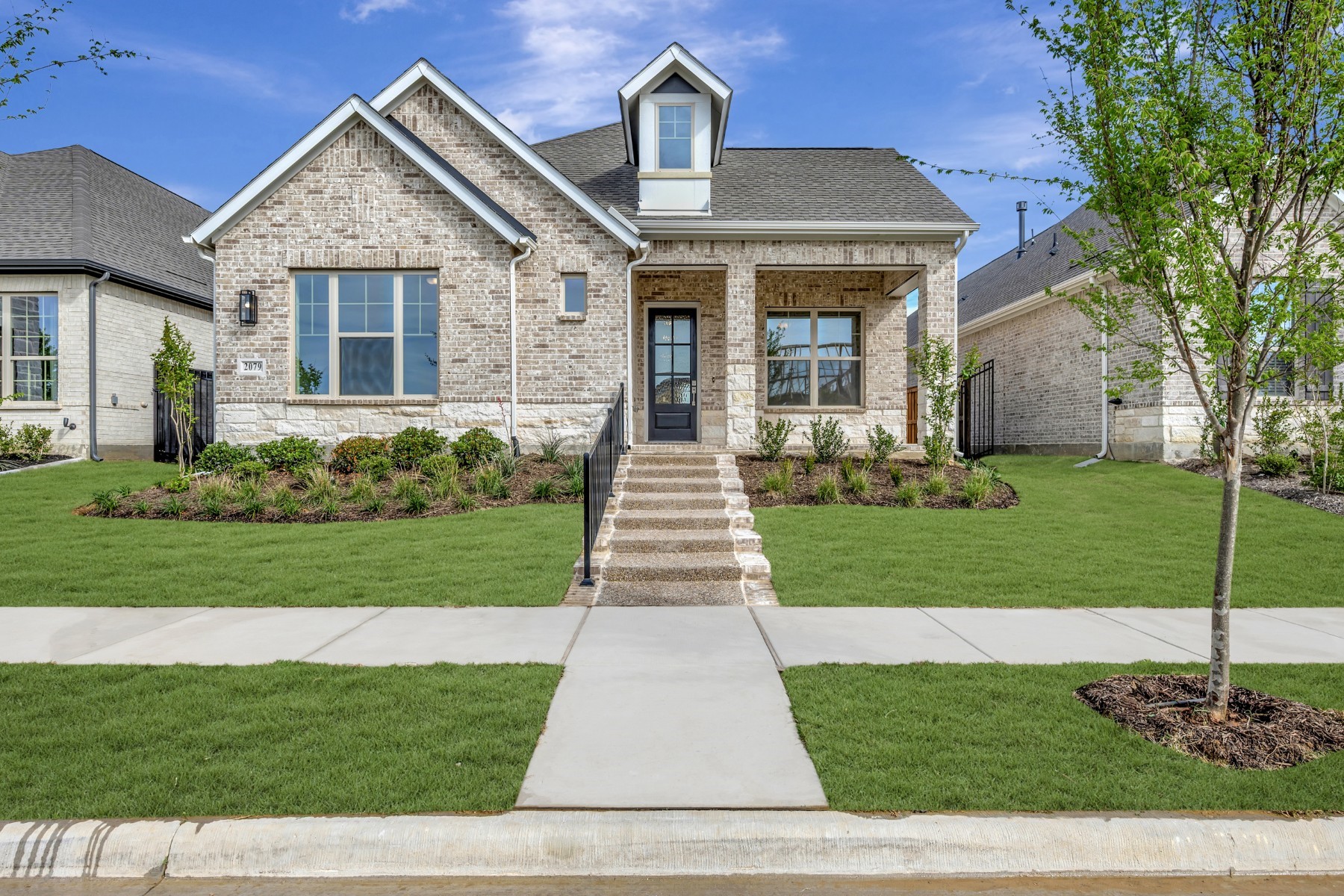 2079 Emerald Grove Lane Arlington TX 76005