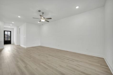 2079 Emerald Grove Lane Arlington TX 76005