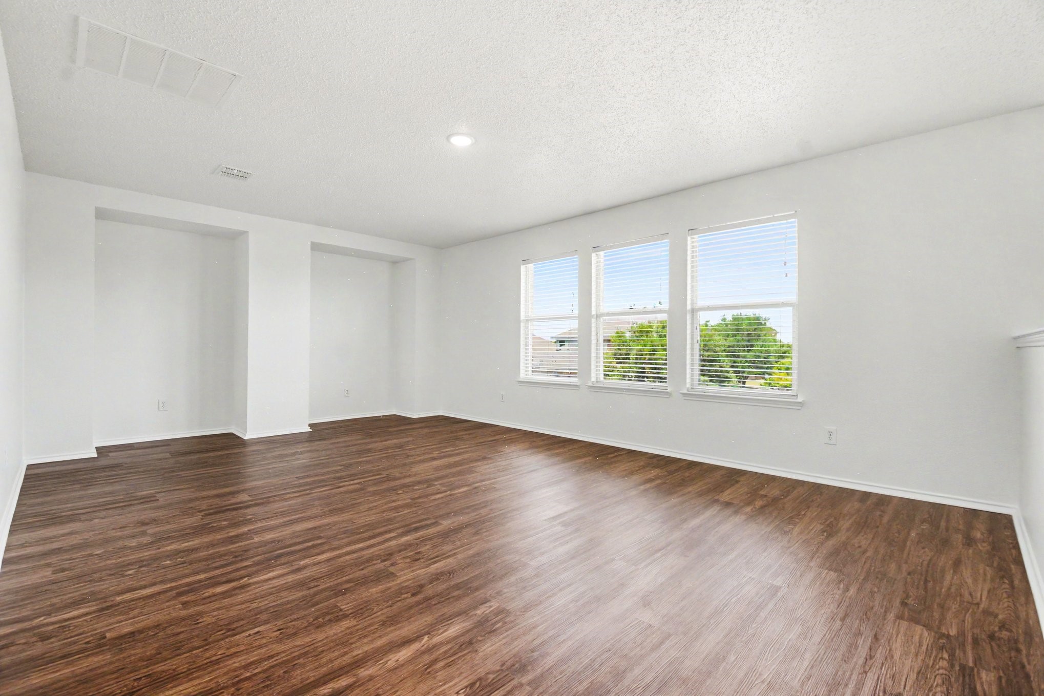 210 Trees Drive Cedar Hill TX 75104