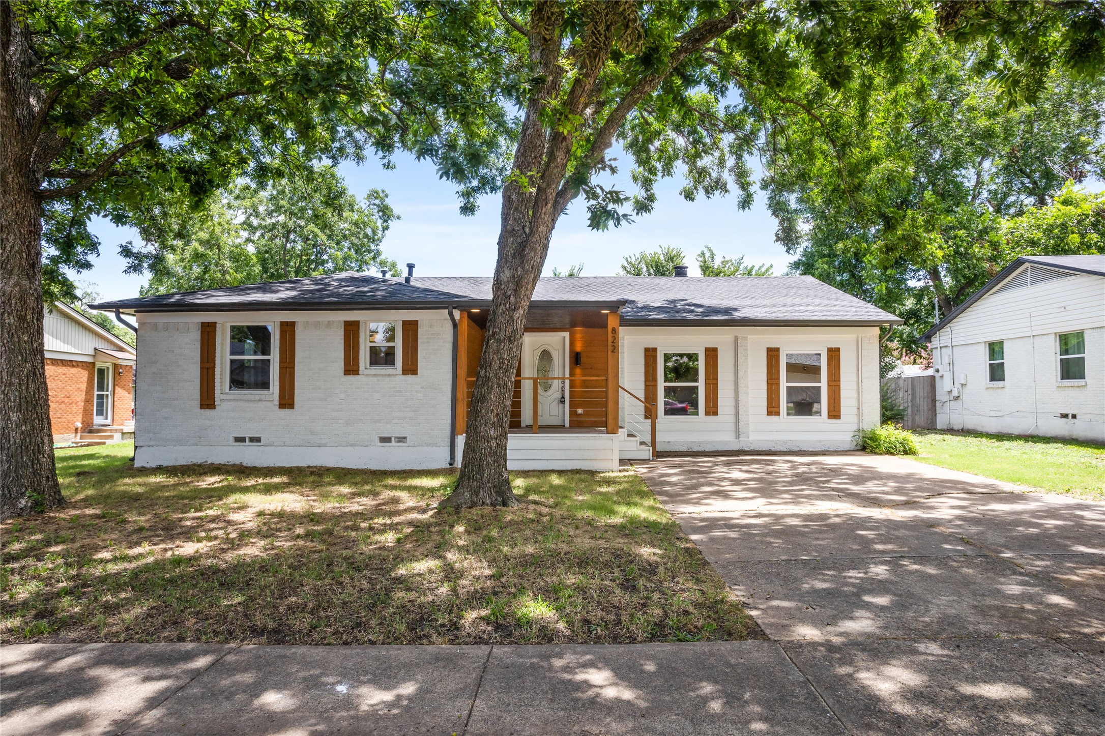 822 Alamo Lane Garland TX 75040