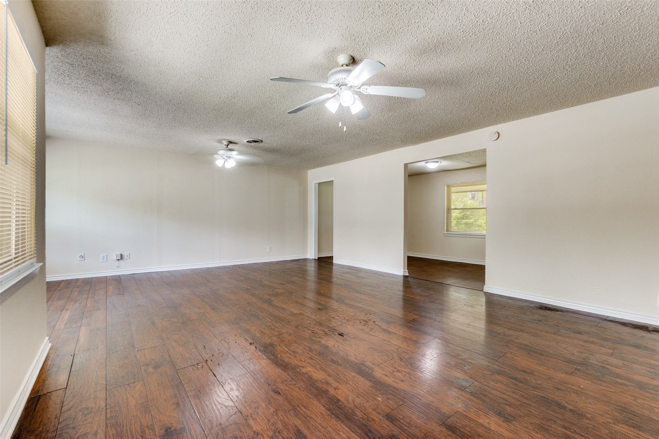 11525 Strand Street Dallas TX 75218