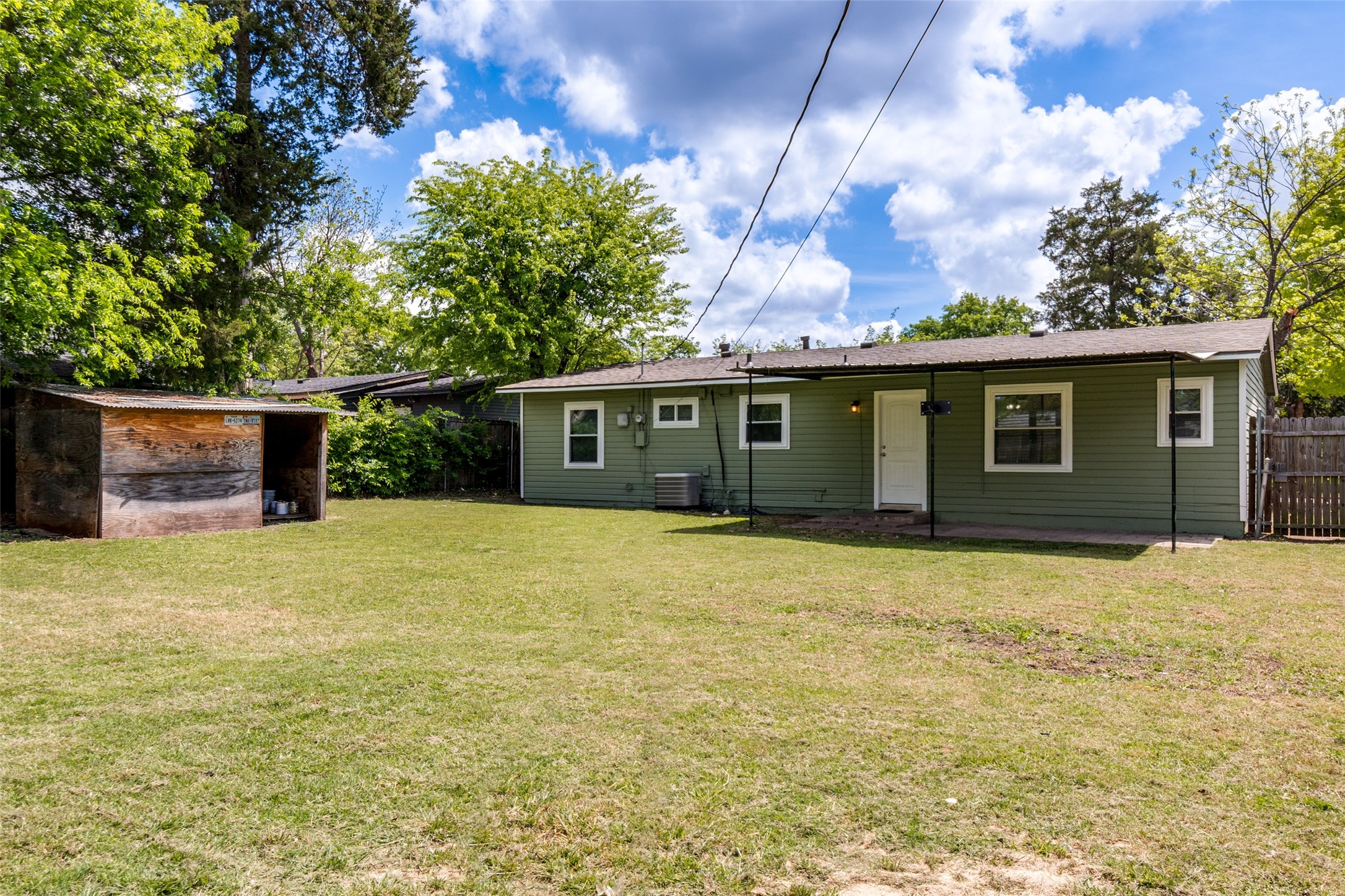 11525 Strand Street Dallas TX 75218