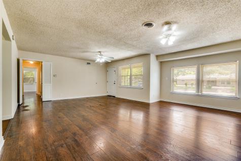 11525 Strand Street Dallas TX 75218