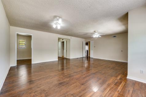 11525 Strand Street Dallas TX 75218