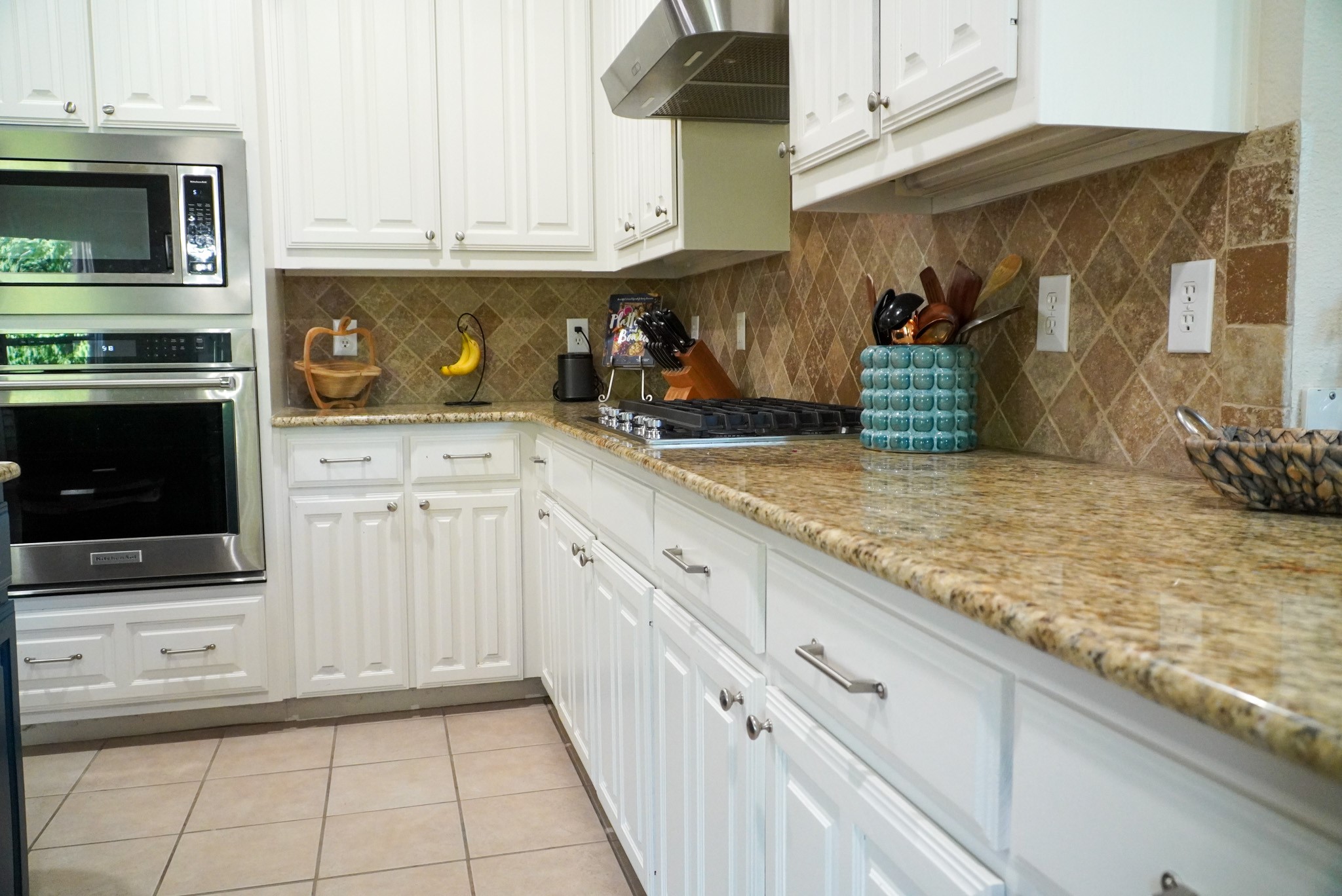 837 Huebner Way Burleson TX 76028