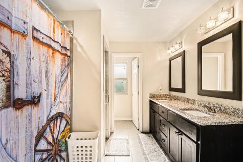 621 N Avenue B Springtown TX 76082