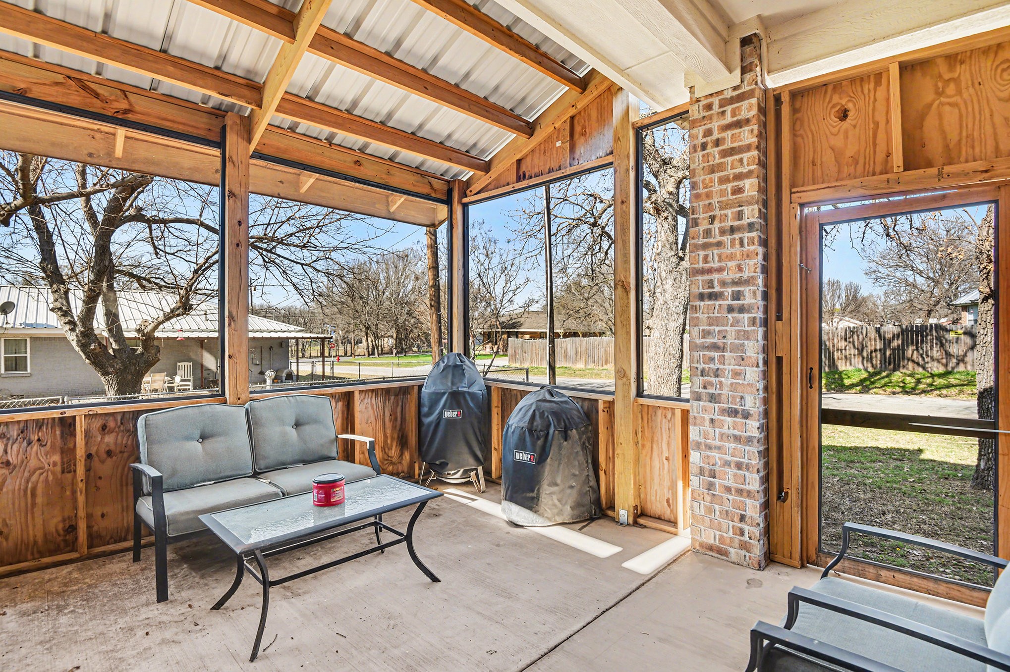 621 N Avenue B Springtown TX 76082