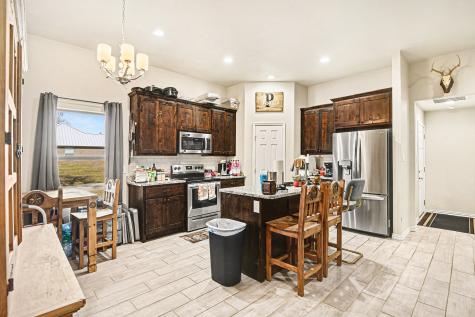 621 N Avenue B Springtown TX 76082