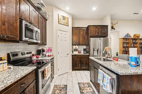 621 N Avenue B Springtown TX 76082