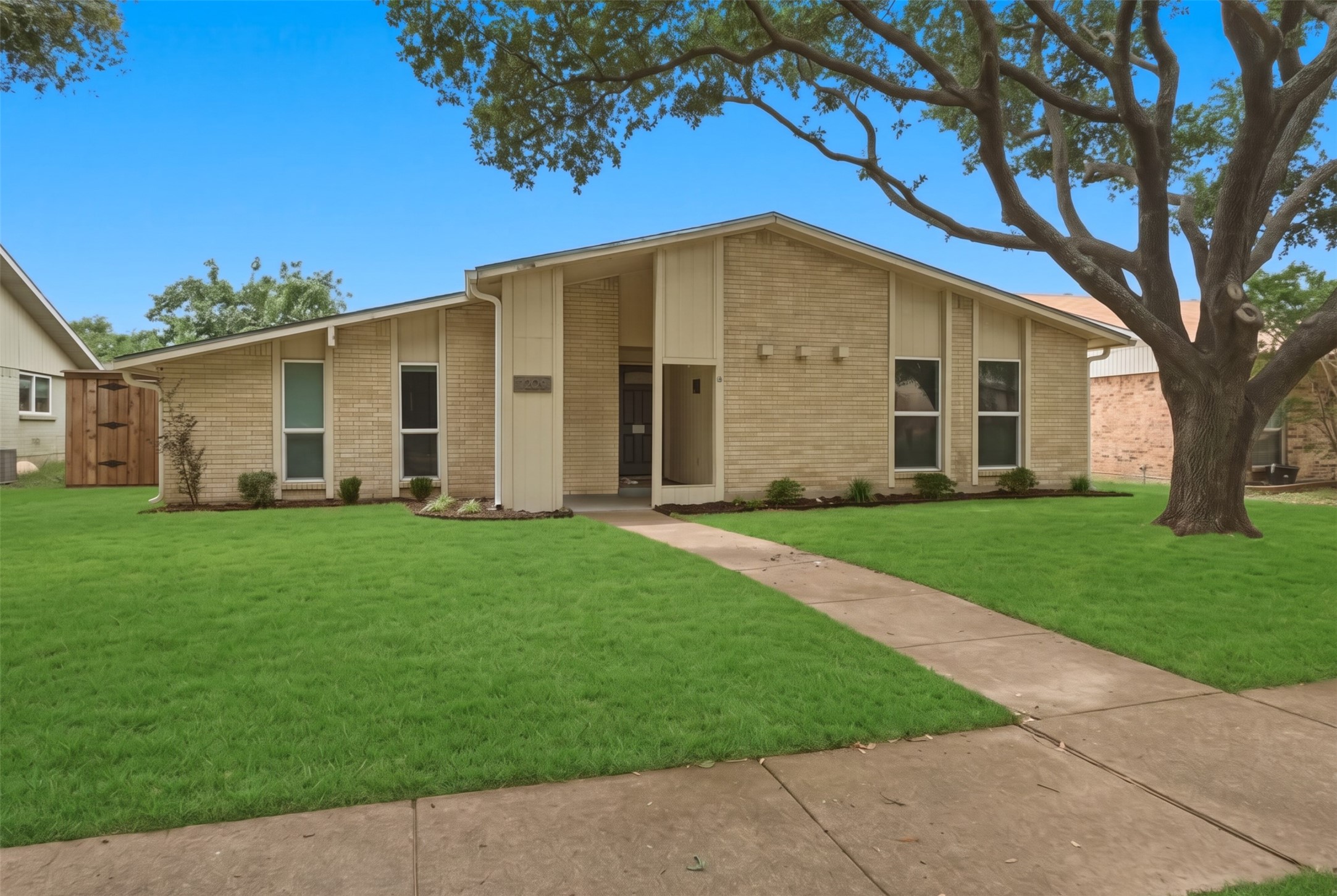 1804 Castille Drive Carrollton TX 75007