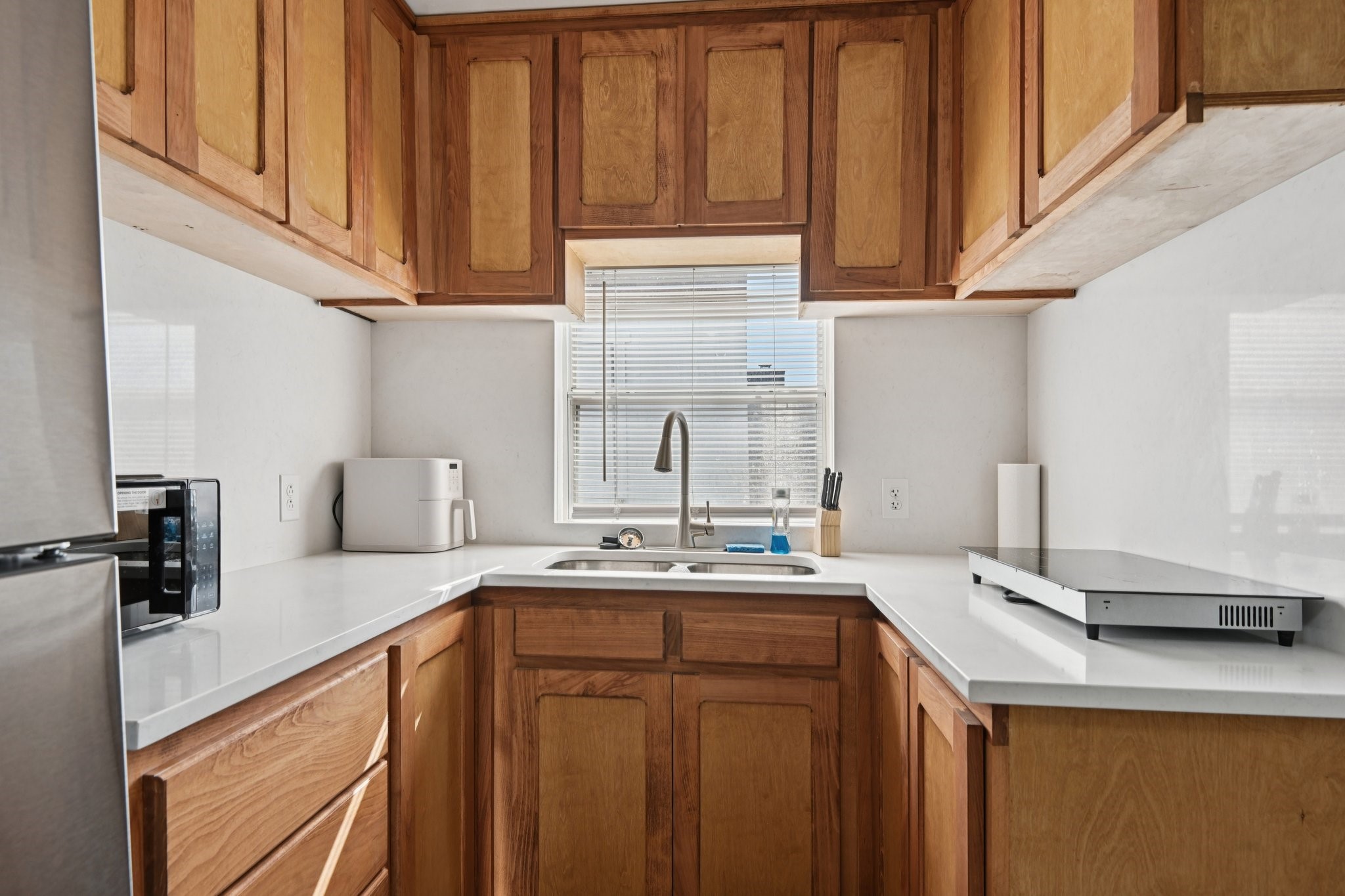 2106 Avalon Lane Arlington TX 76014