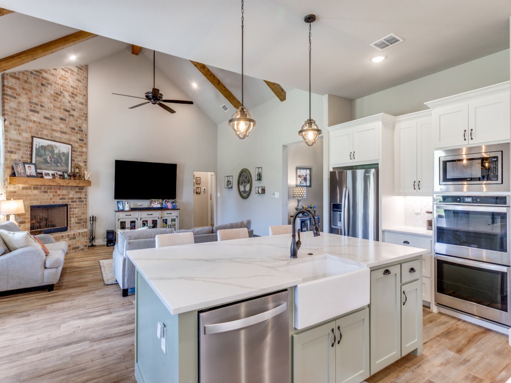 4001 Overlook Way Weatherford TX 76085