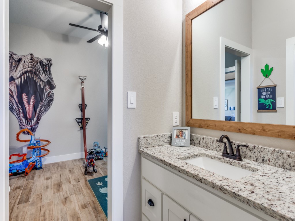 4001 Overlook Way Weatherford TX 76085