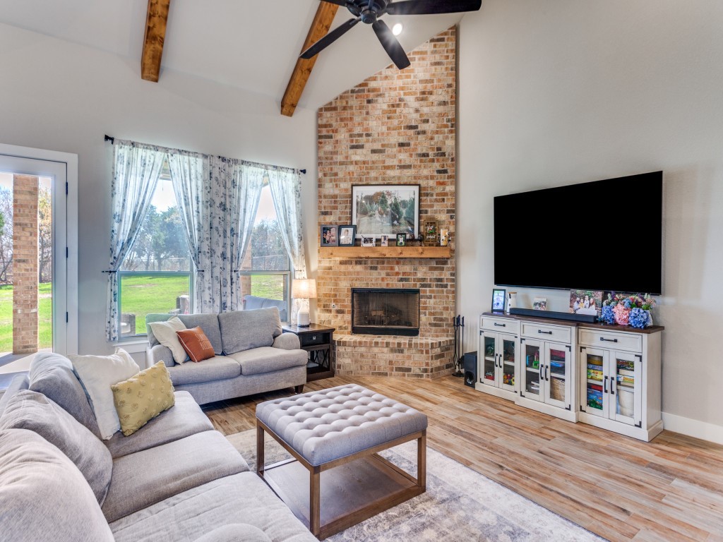 4001 Overlook Way Weatherford TX 76085