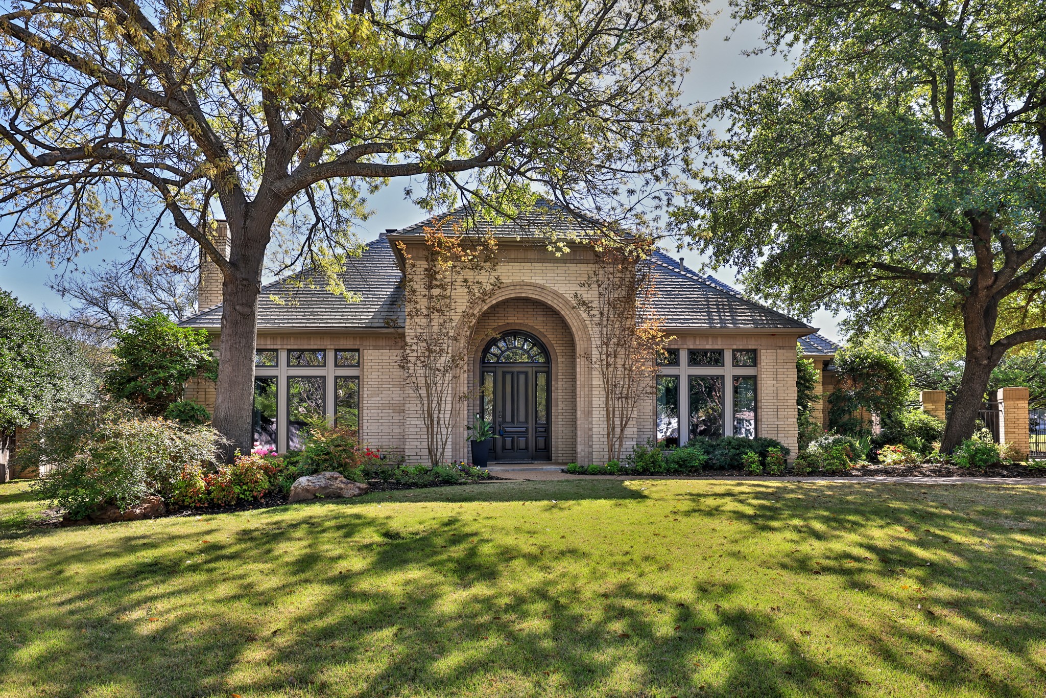 6409 Canterbury Court Fort Worth TX 76132