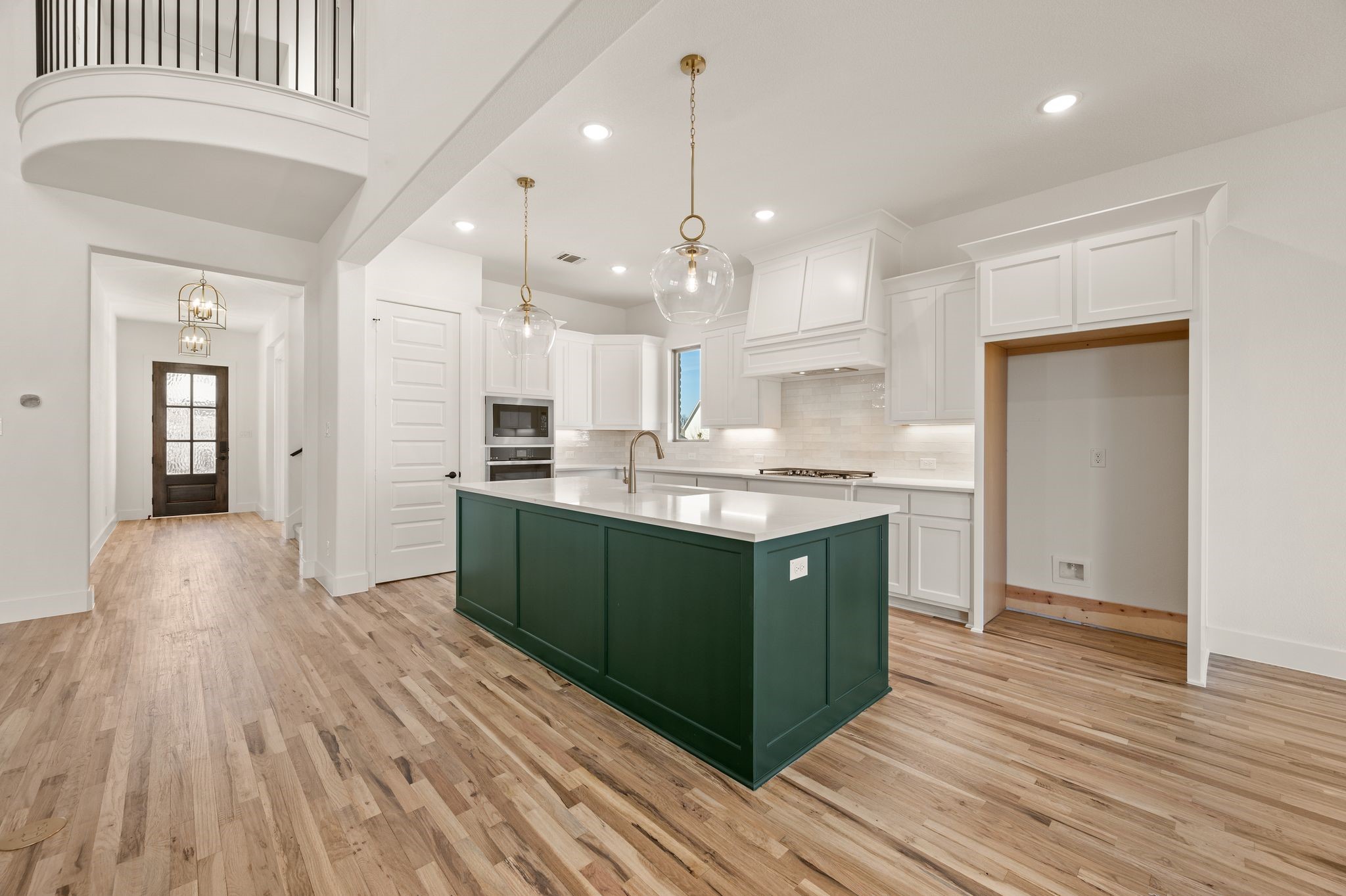 906 Highlands Avenue Aledo TX 76008