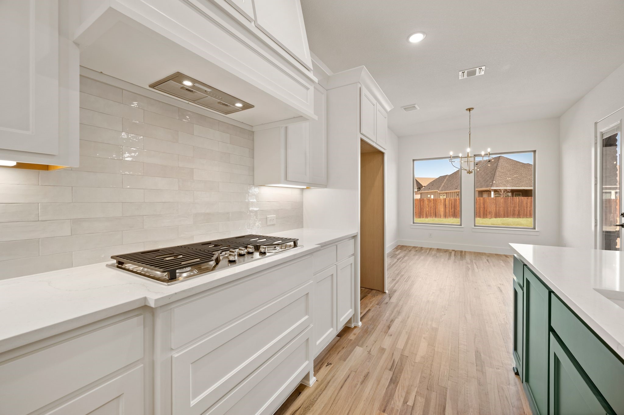 906 Highlands Avenue Aledo TX 76008