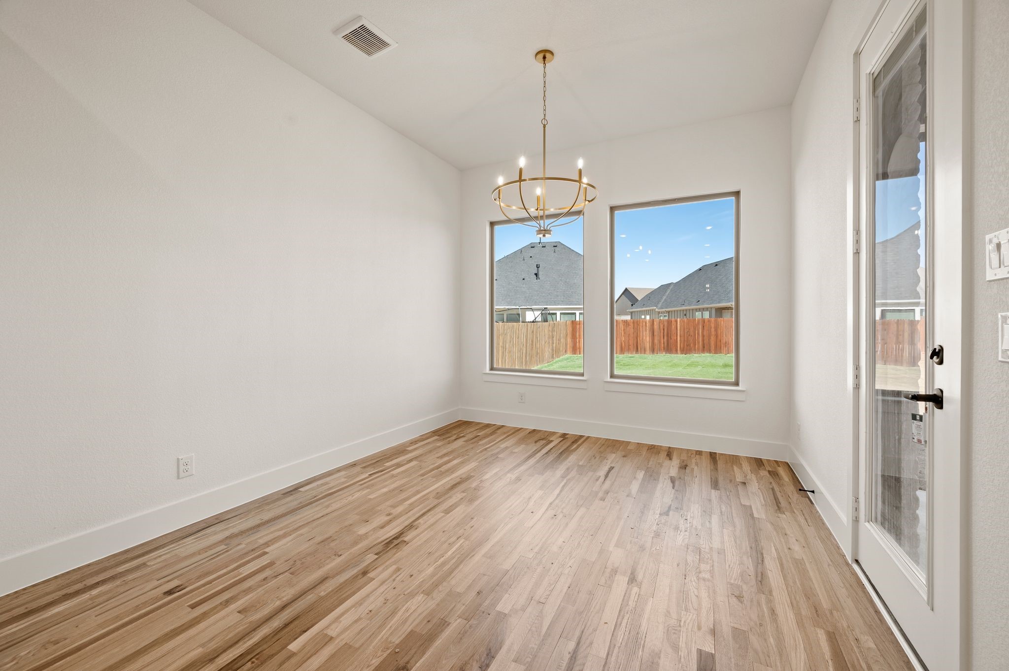 906 Highlands Avenue Aledo TX 76008